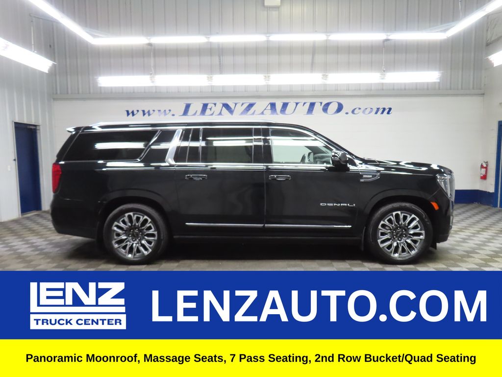 2024 GMC Yukon Denali Ultimate's photo