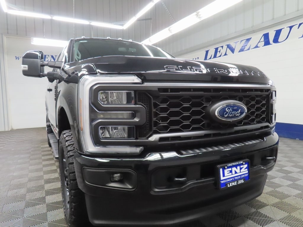 Used 2024 Ford F-350SD 4x4 SuperCab Lariat SRW Truck