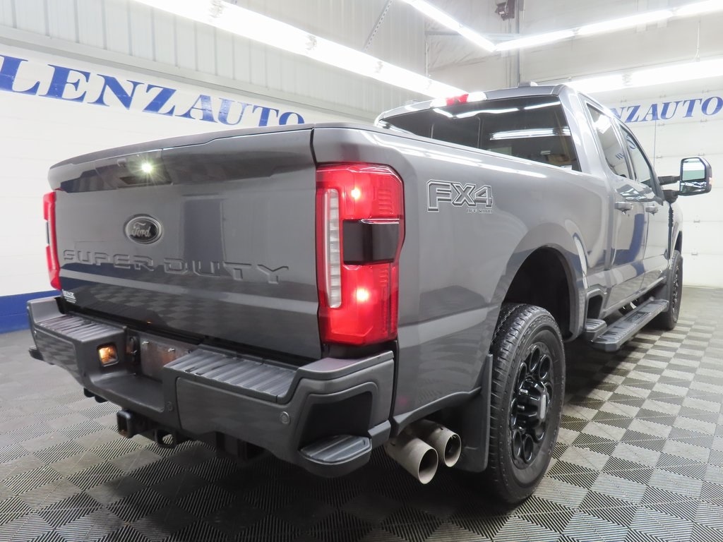 Used 2023 Ford F-250SD 4x4 Crew Cab Lariat Truck