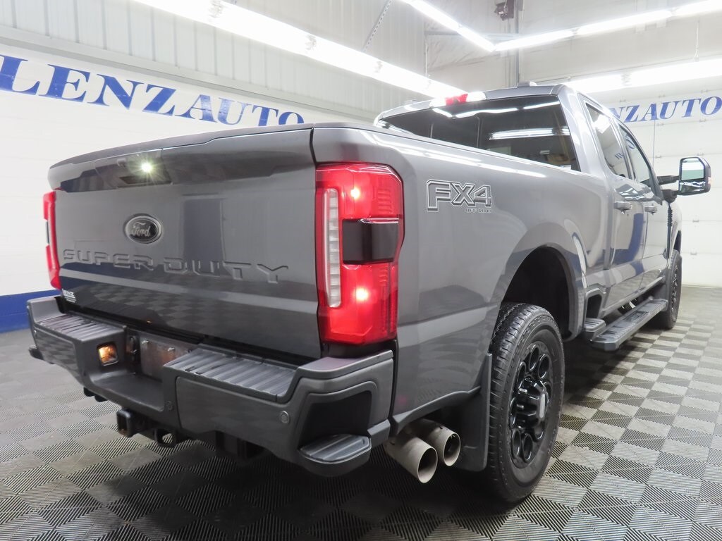 2023 Ford F-250 photo 4