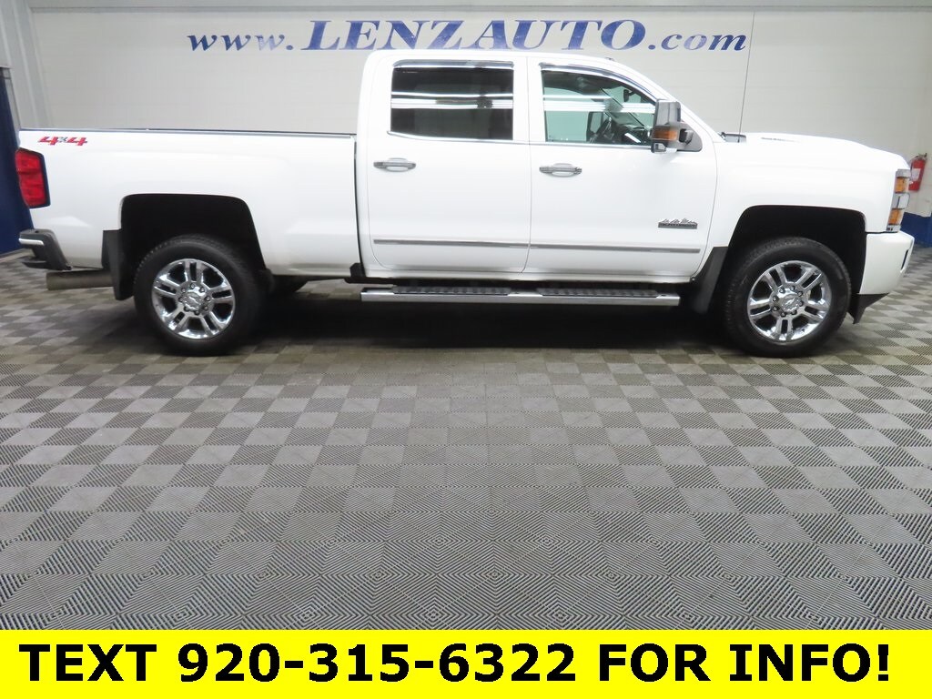 2019 Chevrolet Silverado 2500HD High Country photo 2