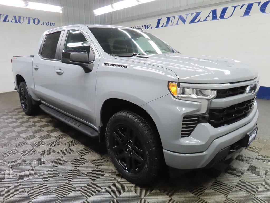 Used 2024 Chevrolet Silverado 1500 4x4 Crew Cab RST Truck