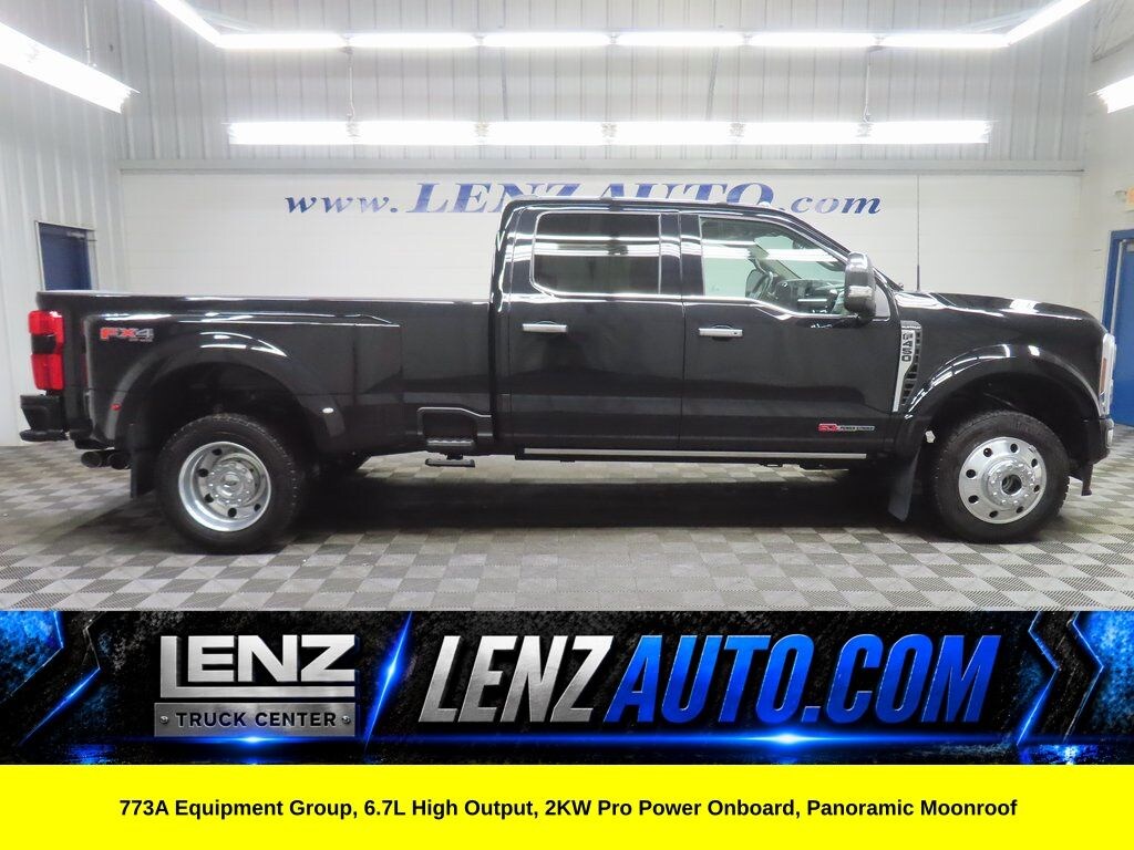 Used 2025 Ford F-450SD 4x4 Crew Cab Platinum DRW Truck