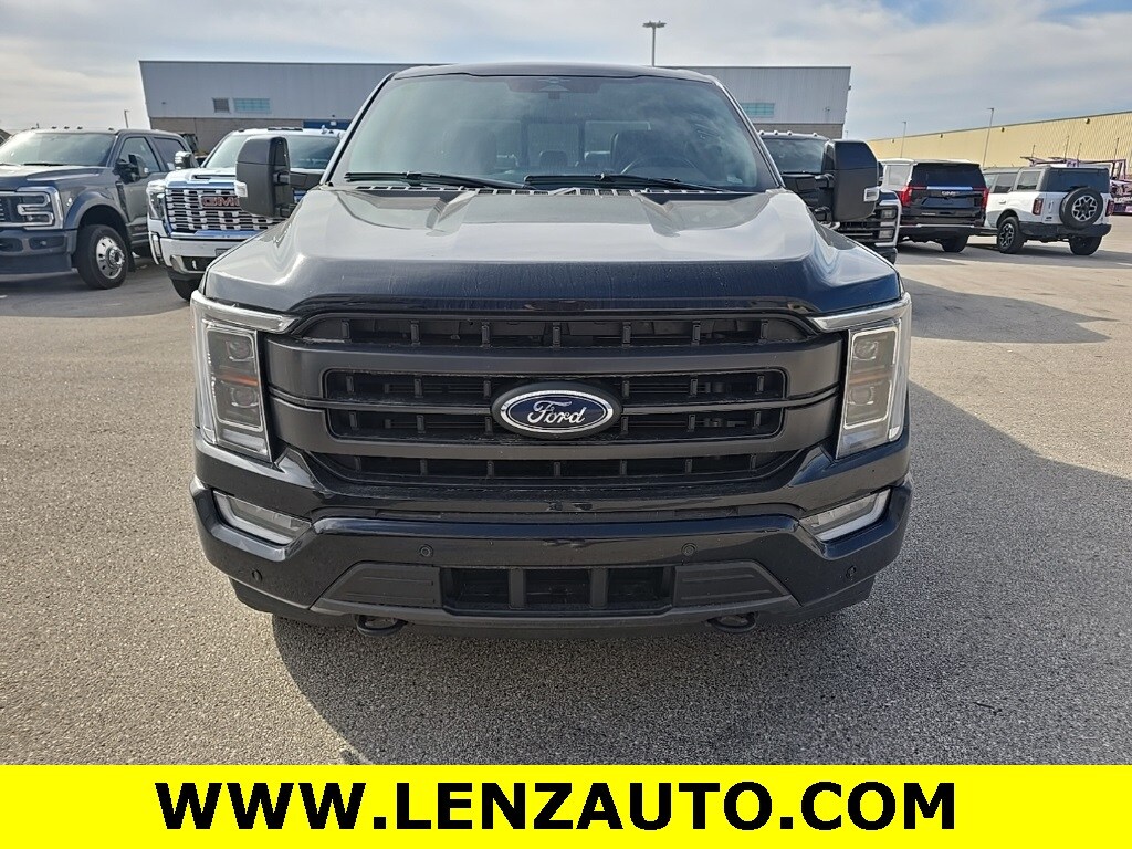 2023 Ford F-150 Lariat photo 2