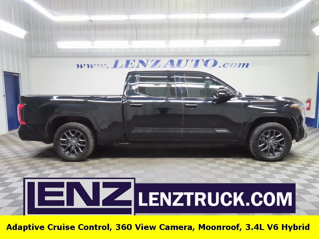 2022 Toyota Tundra Platinum's photo