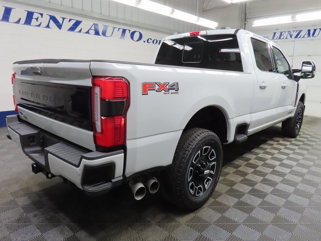 Used 2025 Ford F-250SD 4x4 Crew Cab Platinum Truck