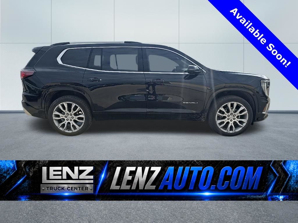 2025 GMC Acadia Denali AWD's photo