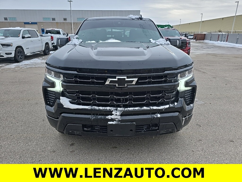 2025 Chevrolet Silverado 1500 RST photo 2