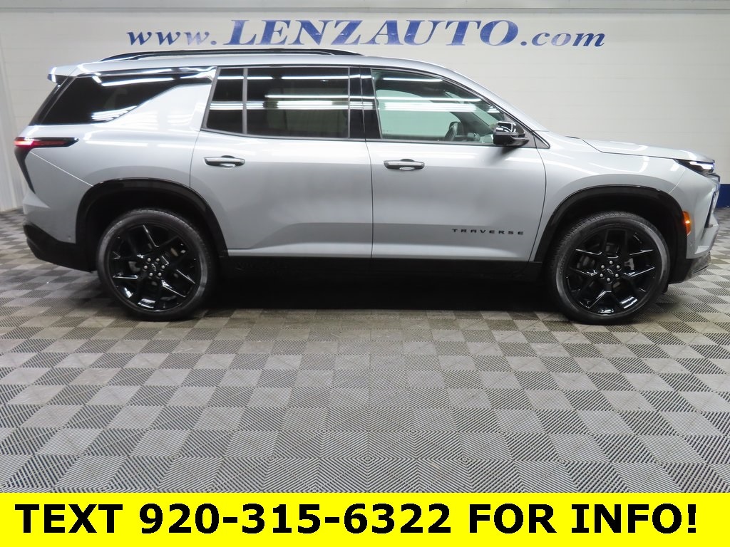 Used 2024 Chevrolet Traverse RS AWD SUV