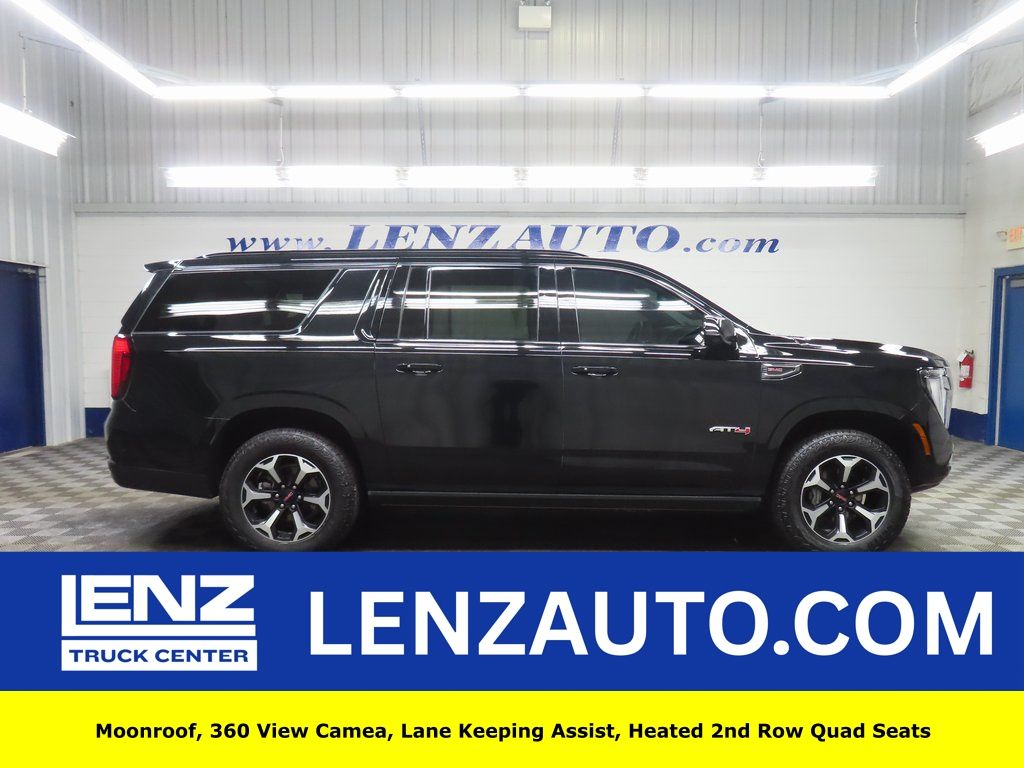 2025 GMC Yukon AT4 4X4's photo