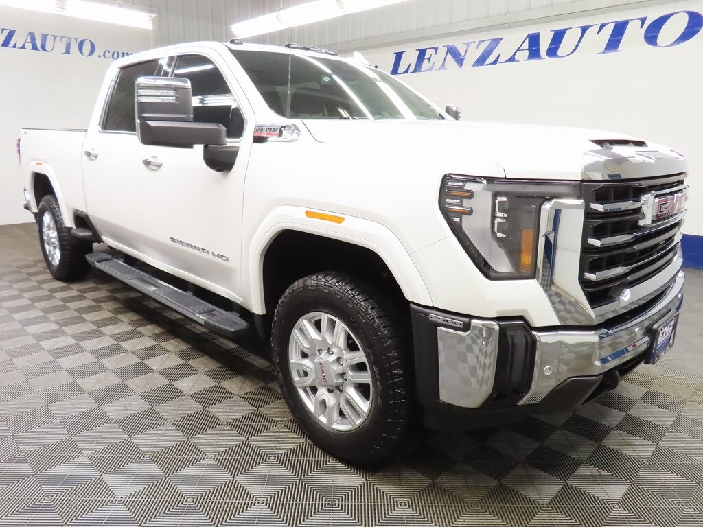 2024 Gmc Sierra HD SLT photo 3