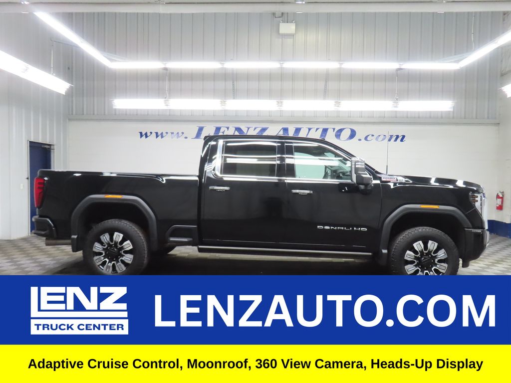 2024 GMC Sierra Denali 4WD Crew Cab Standard Box's photo