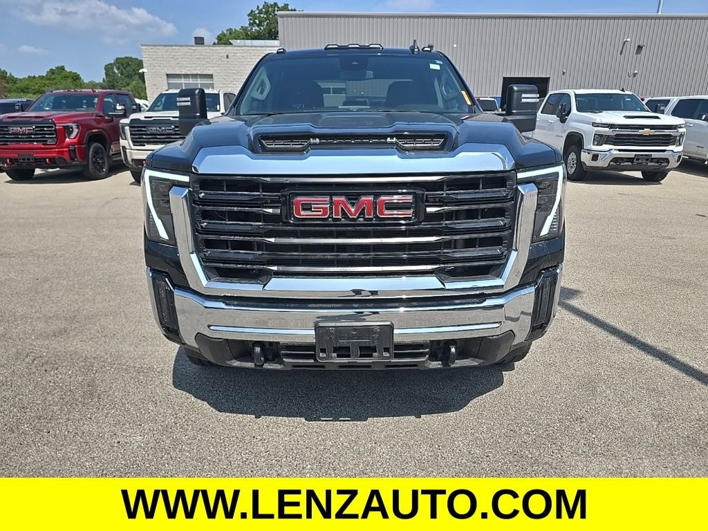 Used 2024 GMC Sierra 2500HD 4x4 Crew Cab Pro Truck
