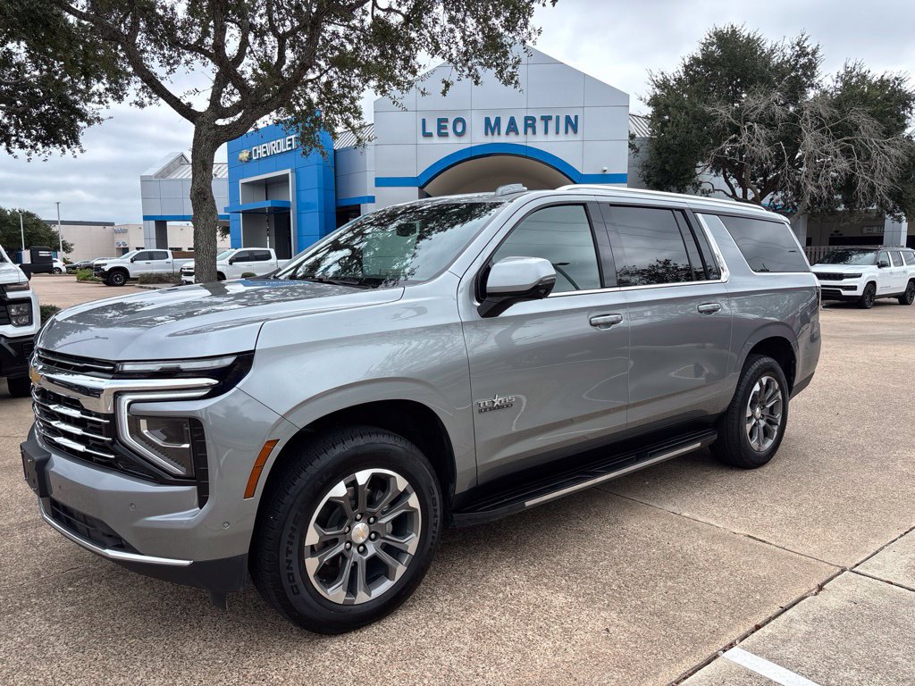 2025 Chevrolet Suburban
