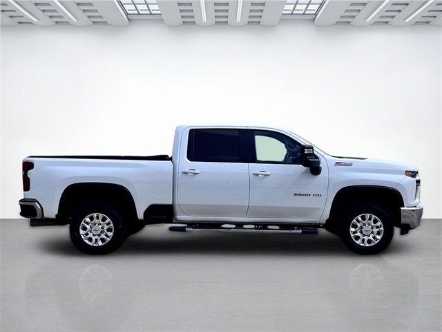 2023 Chevrolet Silverado 2500HD LT photo 4