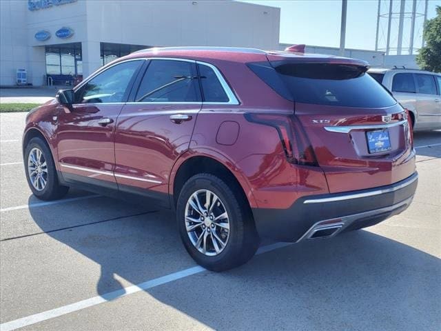 Used 2021 Cadillac XT5 Premium Luxury with VIN 1GYKNCRS0MZ115693 for sale in Lake Jackson, TX