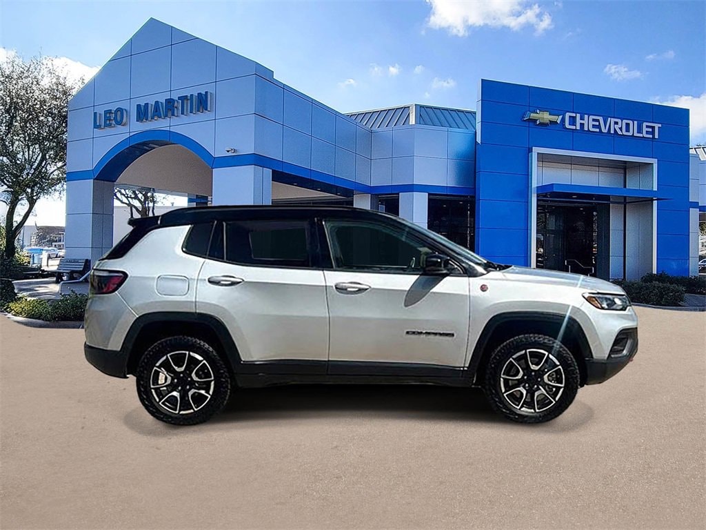 Used 2024 Jeep Compass Trailhawk