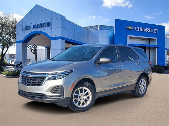 2023 Chevrolet Equinox LS's photo
