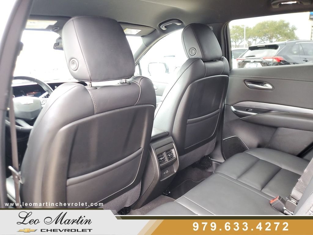 2025 Cadillac XT4 Premium Luxury - Photo 9