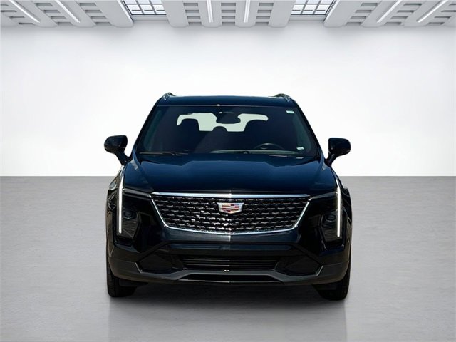 2024 Cadillac XT4 Premium Luxury photo 2