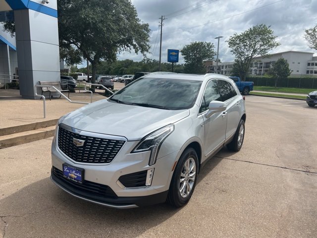 Used 2020 Cadillac XT5 Premium Luxury with VIN 1GYKNCRS7LZ200724 for sale in Lake Jackson, TX