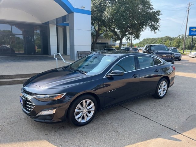 Used 2023 Chevrolet Malibu 1LT with VIN 1G1ZD5ST5PF196002 for sale in Lake Jackson, TX