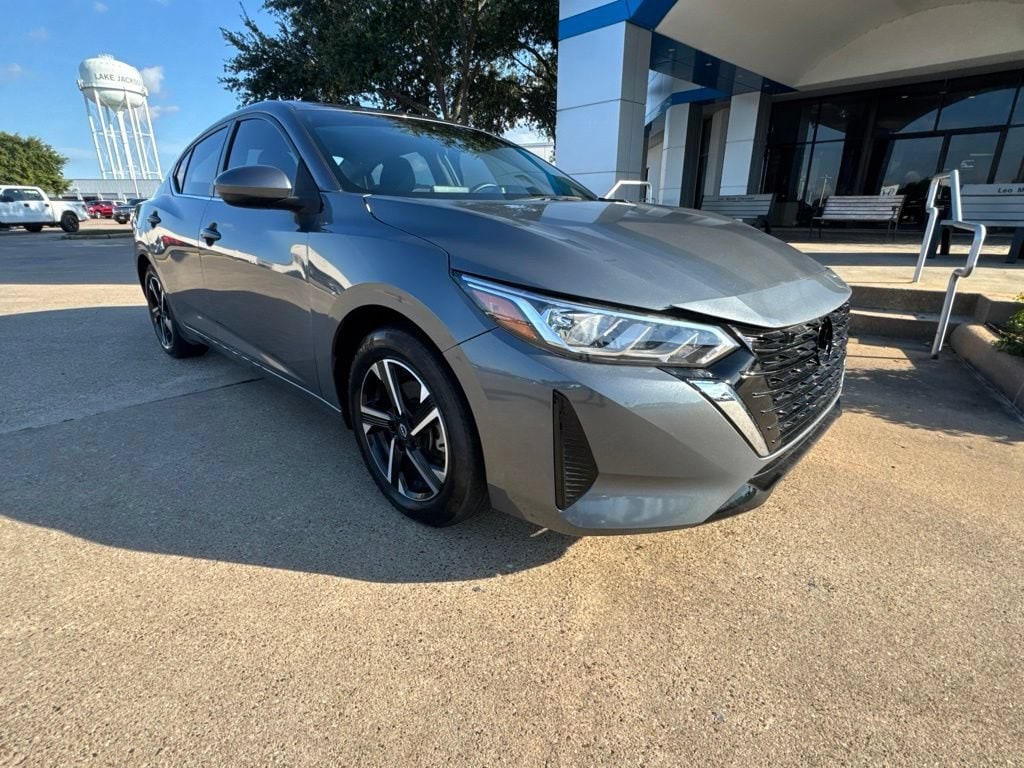 Used 2024 Nissan Sentra SV with VIN 3N1AB8CV6RY264723 for sale in Lake Jackson, TX