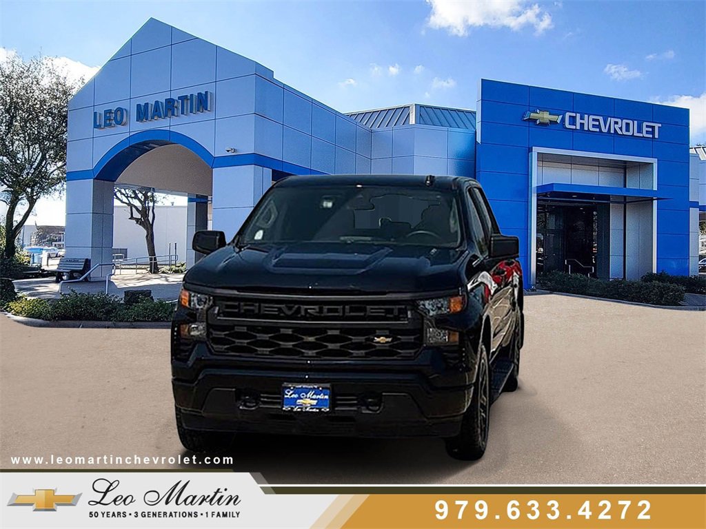 2025 Chevrolet Silverado 1500 Custom's photo