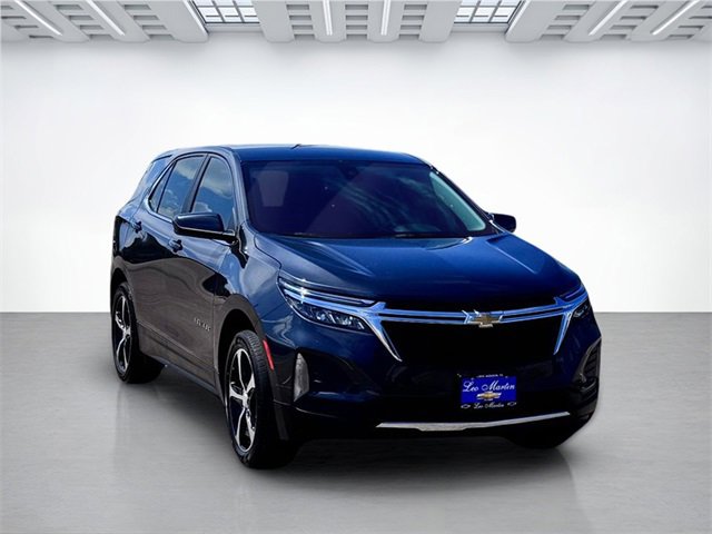 2022 Chevrolet Equinox LT photo 2