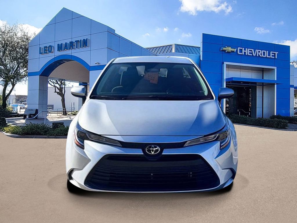 Used 2024 Toyota Corolla LE with VIN 5YFB4MDE3RP116564 for sale in Lake Jackson, TX