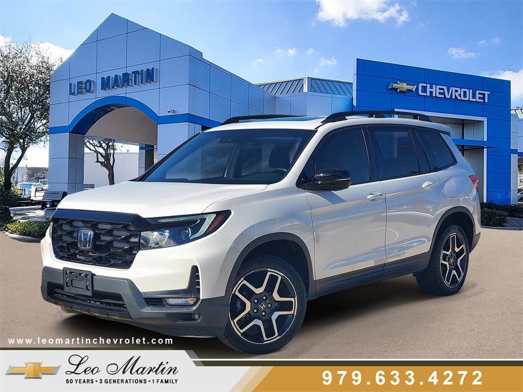 2023 Honda Passport Elite's photo