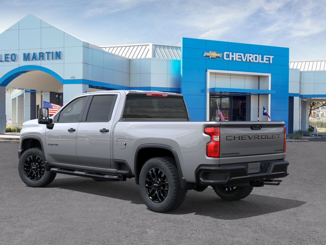 2026 Chevrolet Silverado 2500HD Custom photo 2