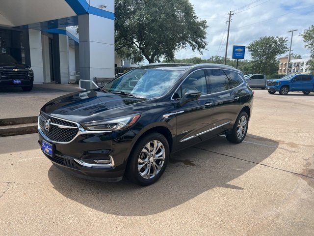 Used 2018 Buick Enclave Avenir with VIN 5GAERDKW2JJ199702 for sale in Lake Jackson, TX