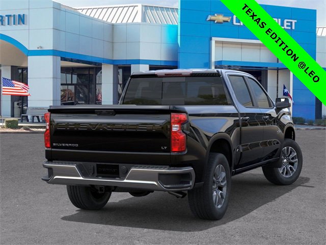 2026 Chevrolet Silverado 1500 LT photo 2