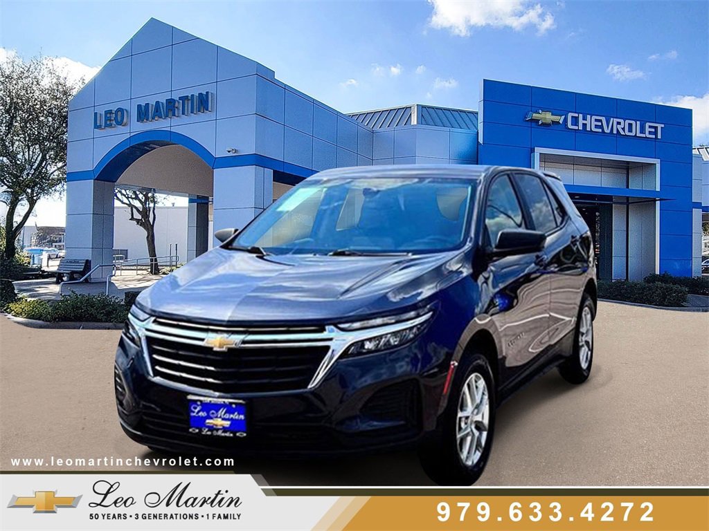 2022 Chevrolet Equinox LS's photo