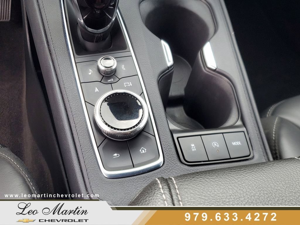 2025 Cadillac XT4 Premium Luxury - Photo 27