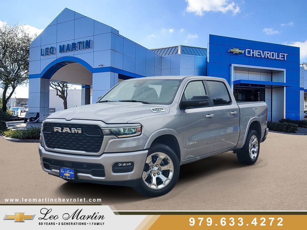 2025 RAM 1500 Big Horn/Lone Star Crew Cab 5'7's photo