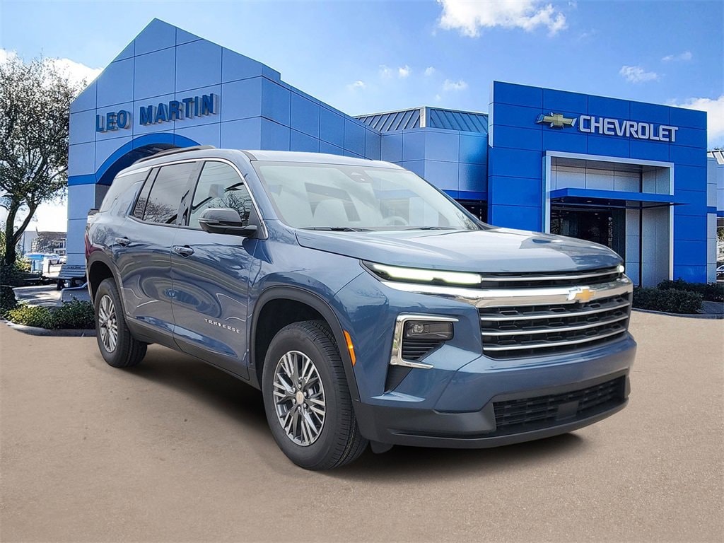 New 2026 Chevrolet Traverse LT SUV