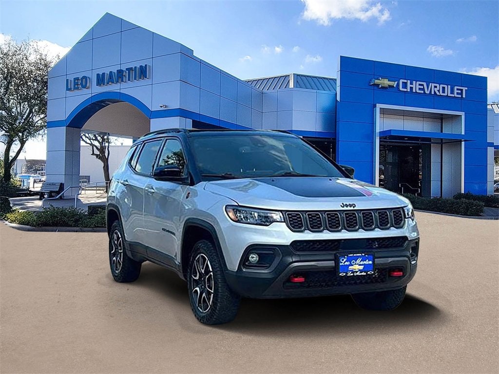 Used 2024 Jeep Compass Trailhawk