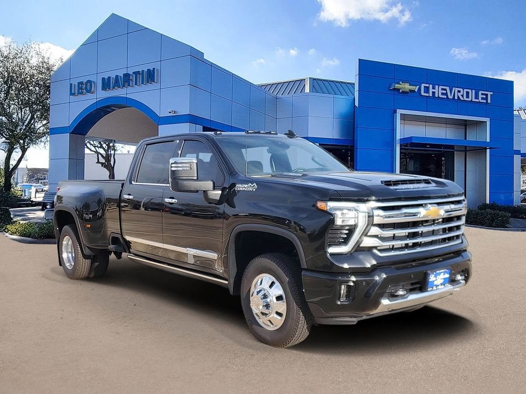 New 2025 Chevrolet Silverado 3500 HD High Country DRW Truck