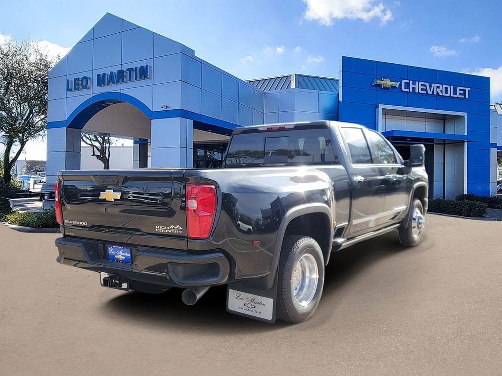 New 2025 Chevrolet Silverado 3500 HD High Country DRW Truck