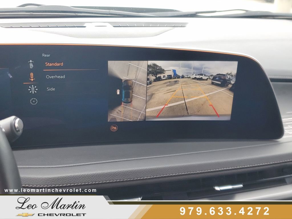 2025 Cadillac XT4 Premium Luxury - Photo 25