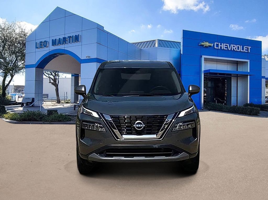Used 2023 Nissan Rogue SV