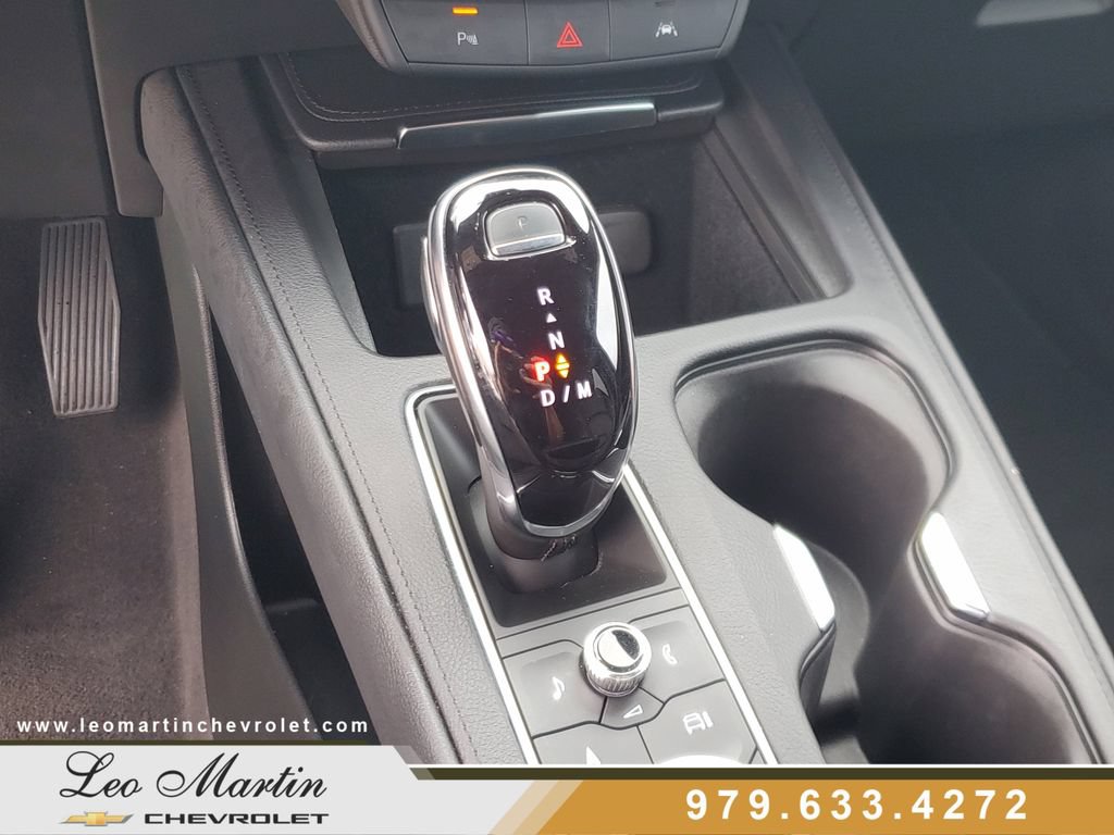 2025 Cadillac XT4 Premium Luxury - Photo 26
