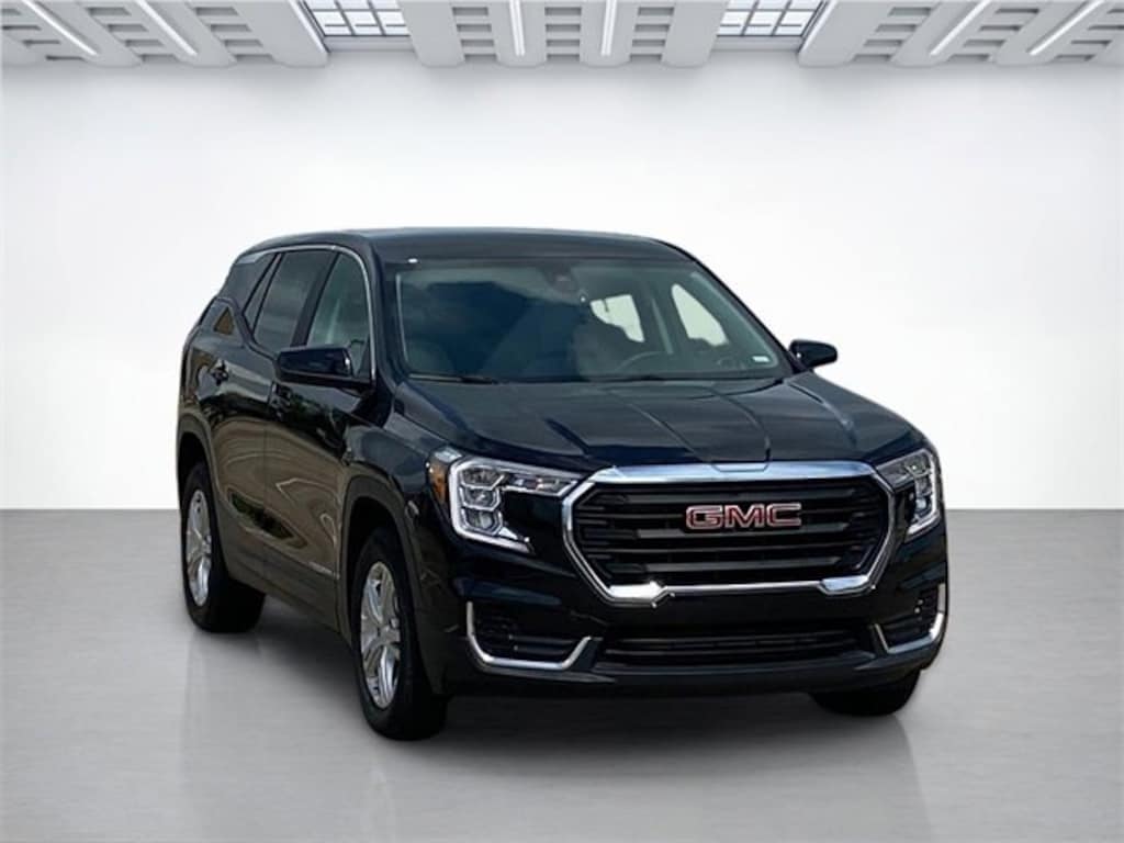Used 2024 GMC Terrain SLE SUV