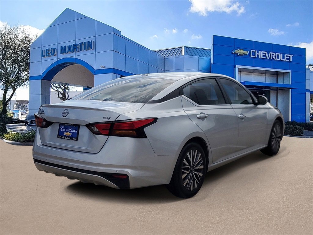 Used 2023 Nissan Altima 2.5 SV