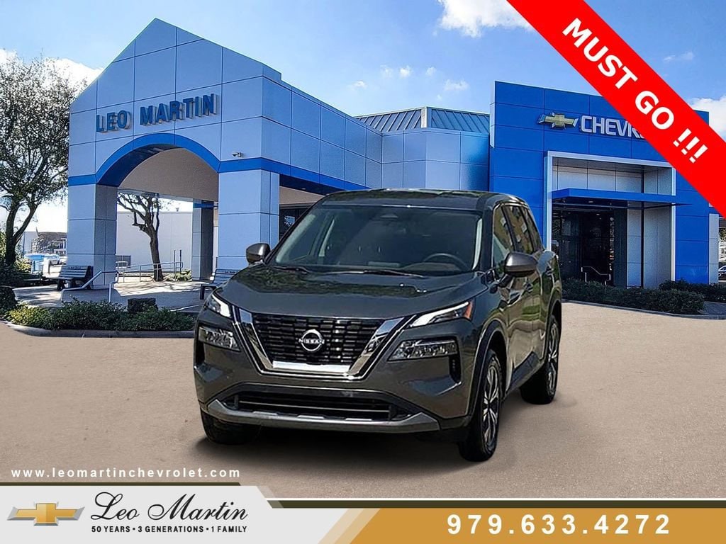 Used 2023 Nissan Rogue SV
