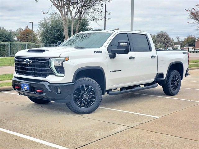 2026 Chevrolet Silverado 2500HD LTZ's photo