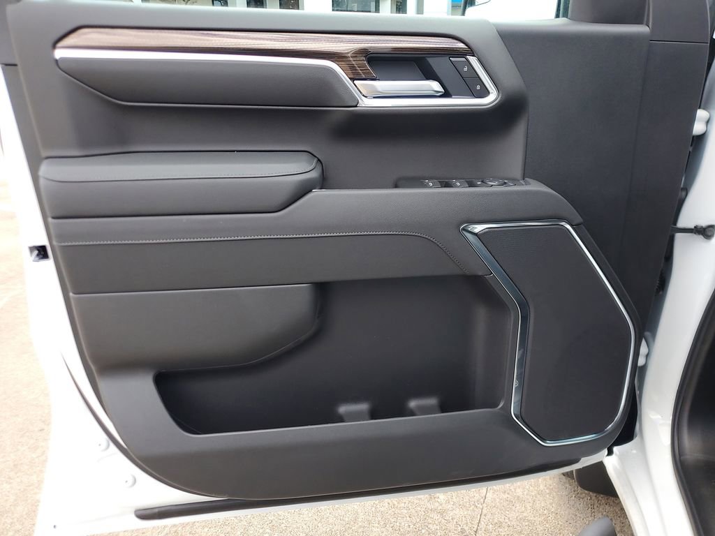 2026 Chevrolet Silverado 1500 RST - Photo 18