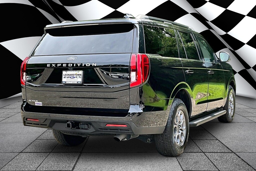Used 2025 Ford Expedition Active LUXURY SUV Active 4x4